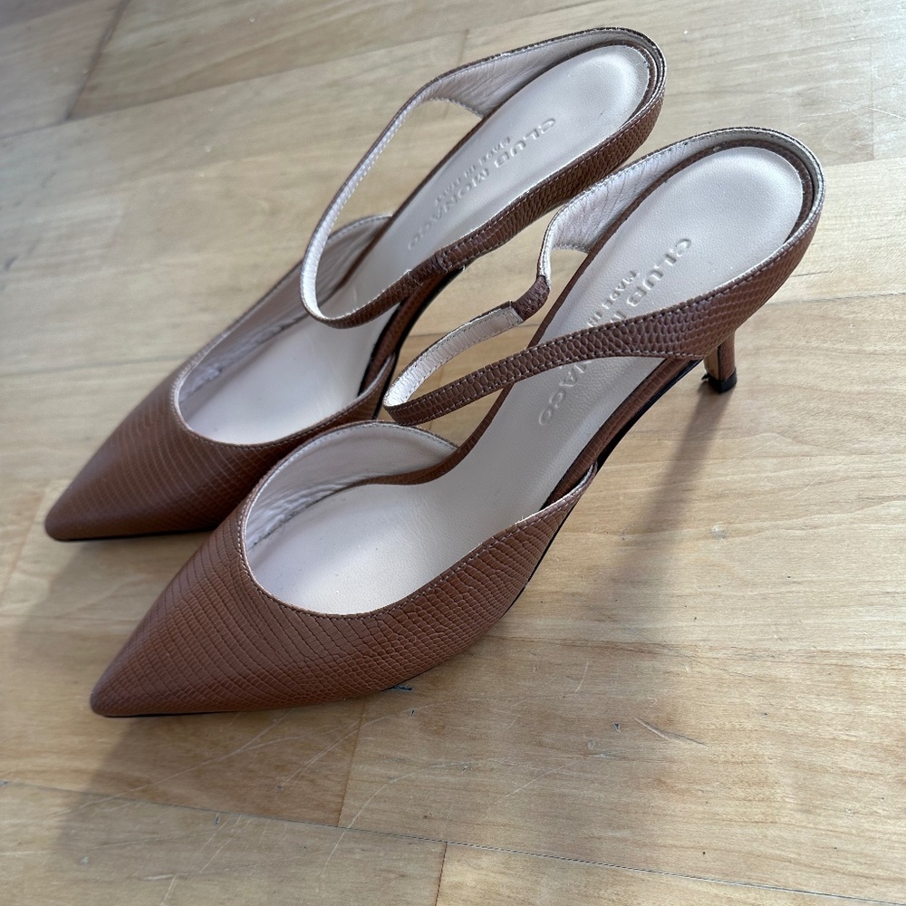 Club Monaco Brown Leather Kitten Heels